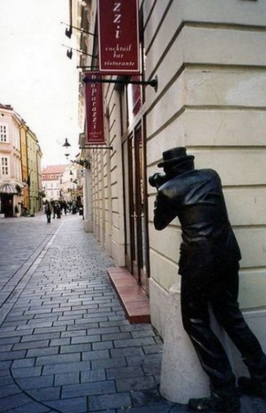 Оригинальная скульптура в Праге
