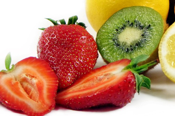 Полезные свойства фруктов и ягод
